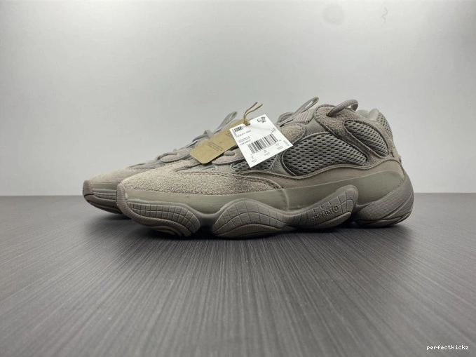 500 Yeezy Adidas GX3067 0816